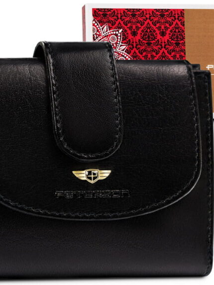 Średnich rozmiarów, skórzany portfel damski - Peterson