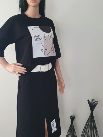 Komplet dresowy damski ze spódnicą