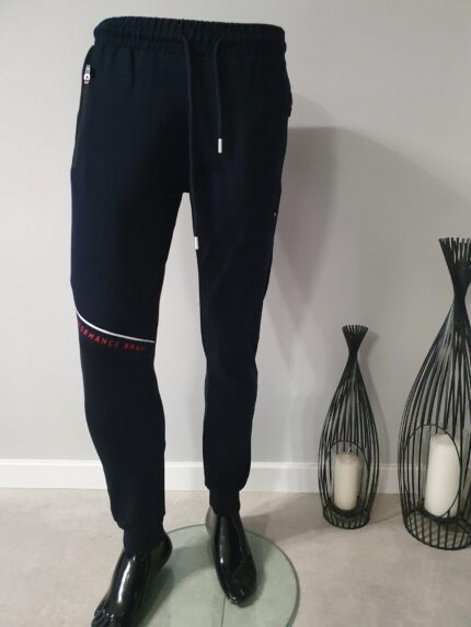 Spodnie dresowe męskie  ze ściągaczem