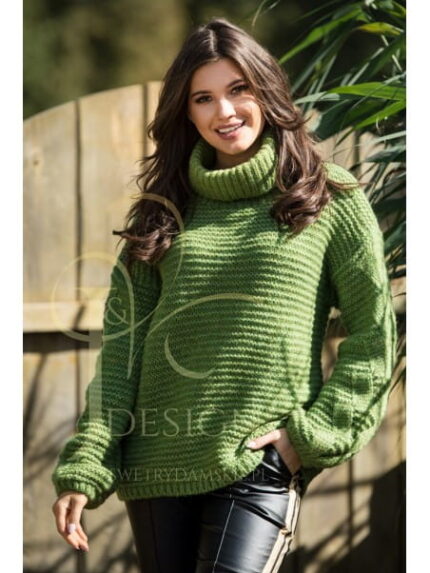 Sweter damski z golfem