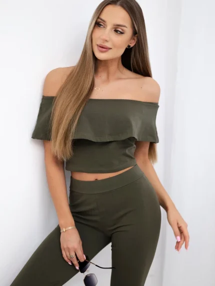 Komplet z falbanką khaki