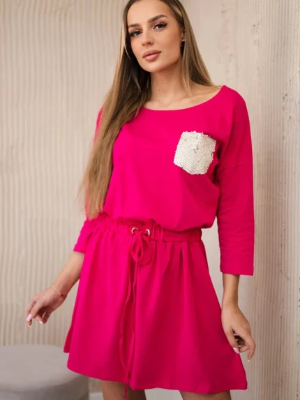 Sukienka z cekinową kieszonką fuksja
