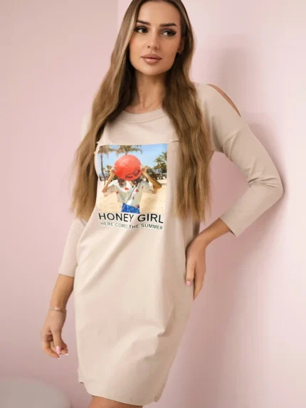 Sukienka z nadrukiem Honey girl beżowa