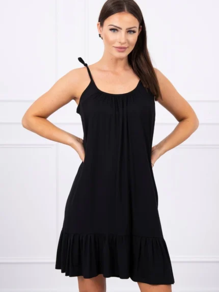 Sukienka na cienkich ramiączkach czarna