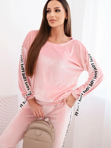 Komplet welurowy Love pudrowy róż