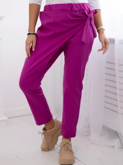 Spodnie punto wiązane z asymetrycznym przodem śliwkowe