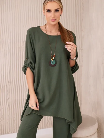 Komplet bluzka + spodnie z wisiorkiem khaki