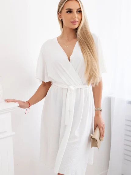 Sukienka z przekładanym dekoltem ecru