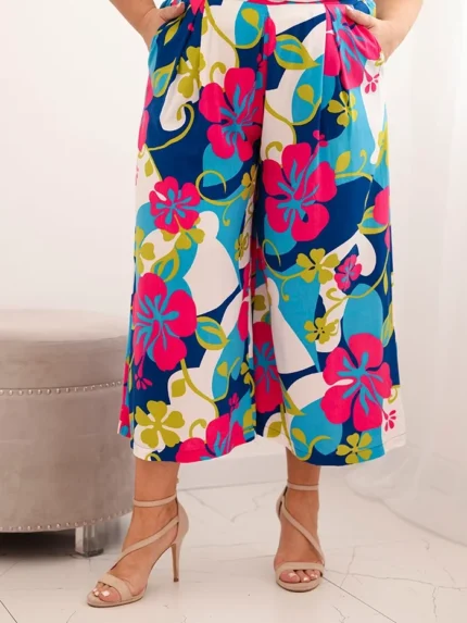 Spodnie damskie Plus Size wiskozowe z kwiatowym wzorem fuksja