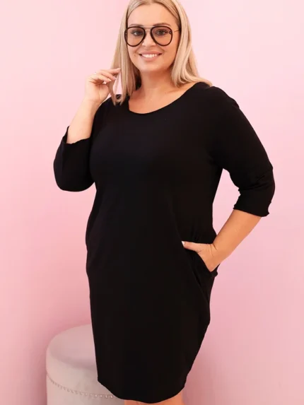 Sukienka damska Plus Size z bawełną o prostym kroju i rękawem 3/4 czarna