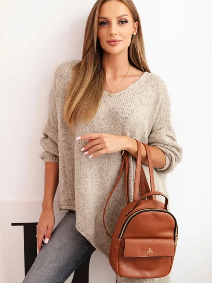 Sweter damski wełniany asymetryczny Plus Size z dekoltem V ciemny beżowy