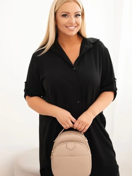 Sukienka damska koszulowa Plus Size z dłuższym tyłem i podwijanym rękawem czarna