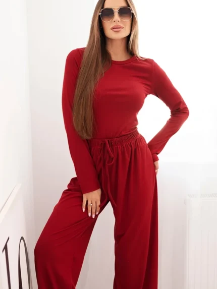 Komplet damski wiskozowy z bluzką i szerokimi spodniami bordowy