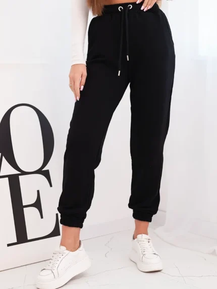 Spodnie damskie bawełniane z gumką w pasie czarne