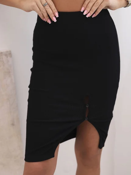 Spódnica damska bawełniana prążkowana z rozcięciem i ozdobnymi guzikamiczarna