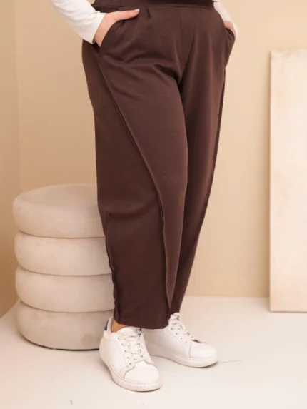Spodnie damskie bawełniane Plus Size o luźnym kroju z wysokim stanem brązowe