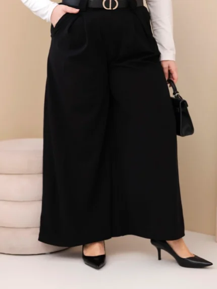Spodnie damskie Plus Size wiskozowe z szeroką nogawką i paskiem czarne