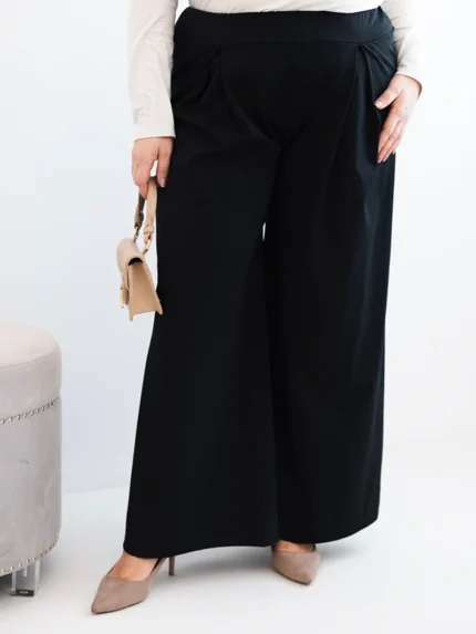 Spodnie damskie Plus Size z szerokimi nogawkami i plisowaniem czarne