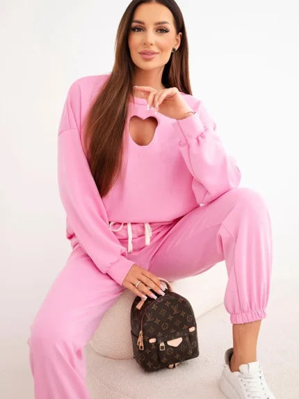 Komplet damski masełko z wycięciem w kształcie serca jasny różowy