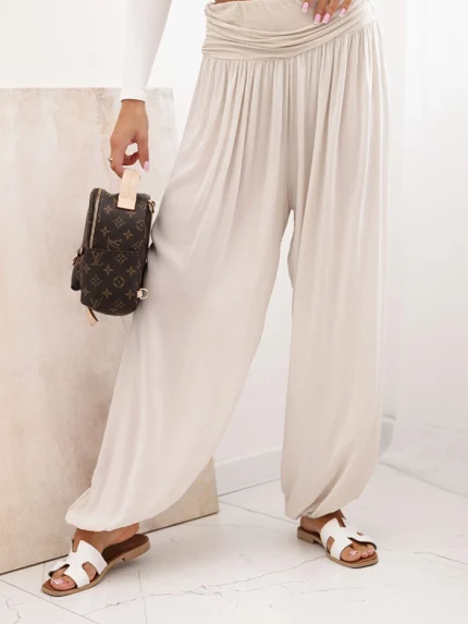 Spodnie damskie wiskozowe z szeroką nogawką i marszczeniami beżowe