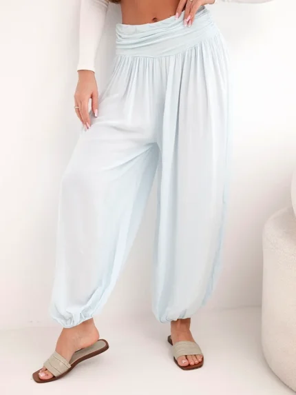 Spodnie damskie wiskozowe z szeroką nogawką i marszczeniami niebieskie