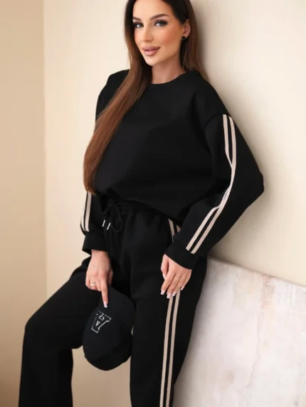 Komplet damski wiskozowy masełko z lampasami czarny