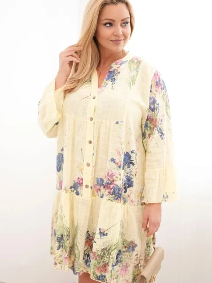 Sukienka damska bawełniana Plus Size z dekoltem V i guzikami kwiatowy wzór żółta