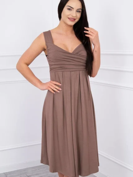 Sukienka z szerokimi ramiączkami cappuccino
