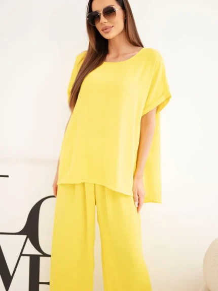 Komplet damski Plus Size bluzka i spodnie z szeroką nogawką żółty