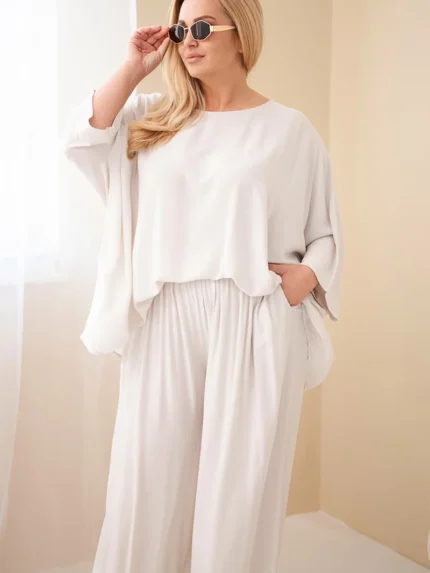 Komplet damski Plus Size wiskozowy z szerokimi spodniami i bluzką beżowy