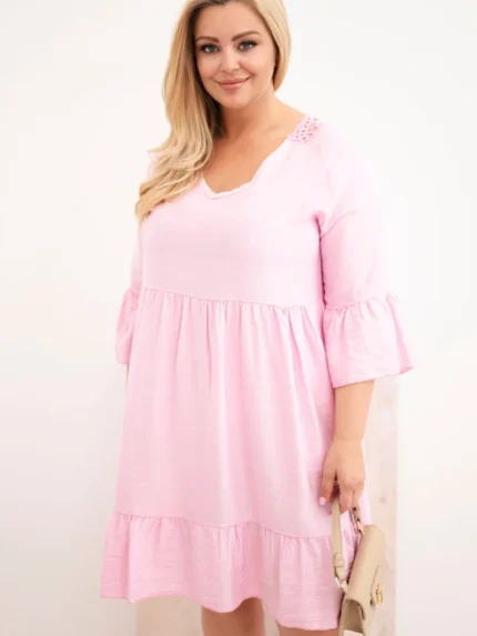 Sukienka damska Plus Size wiskozowa z ażurowym zdobieniem cukierkowy róż