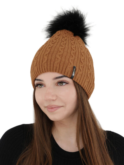 Czapka zimowa damska, camelowa, z pomponem Xena